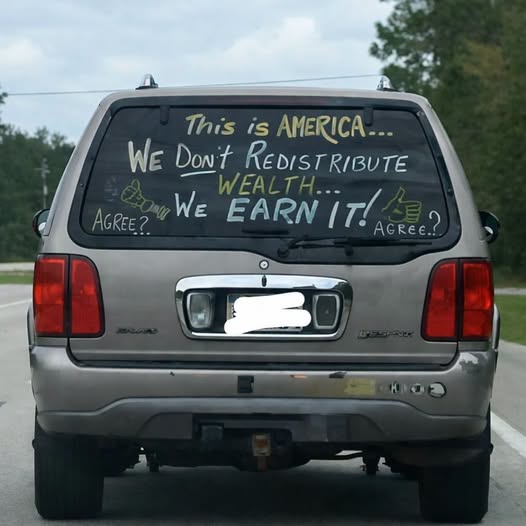 SUV Window Message Sparks Heated Online Debate Over Wealth, Work, and Fairness