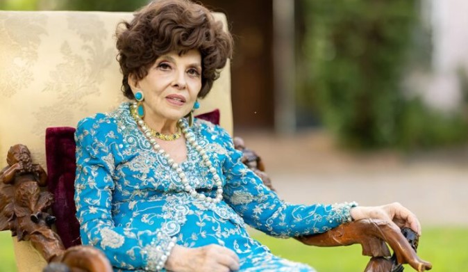 96-Year-Old Italian Film Icon Looks Unrecognizable—Guess Who She Is!